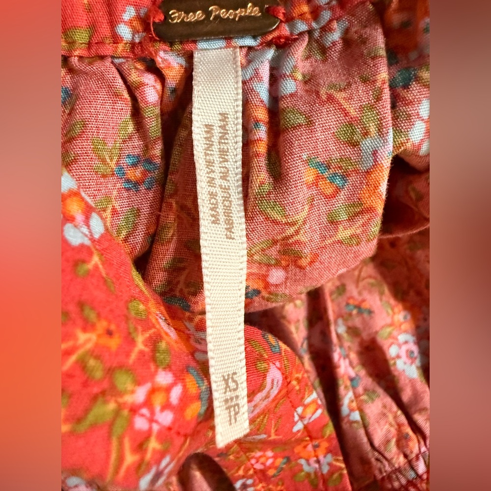 Free People Petunia Mini Dress Poppy Combo Floral Smocked NWT XS - Picture 3 of 15